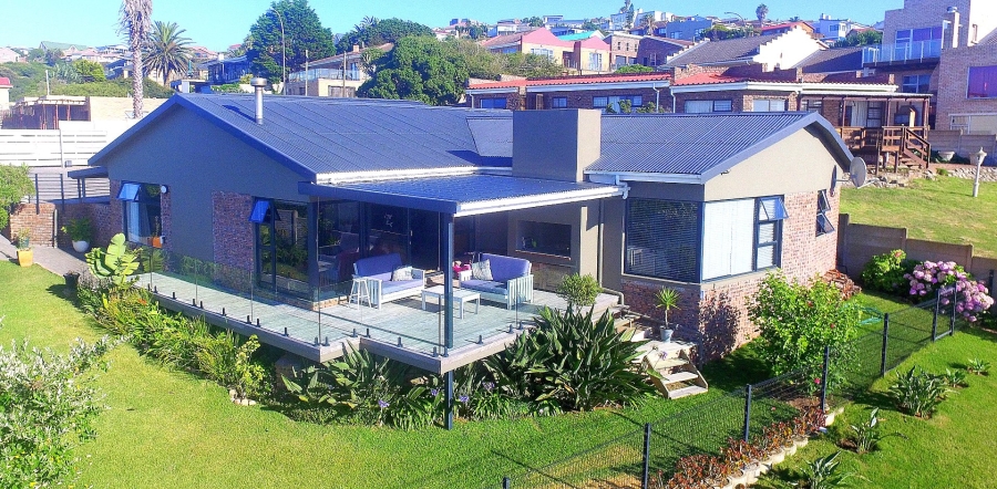 4 Bedroom Property for Sale in Dana Bay Western Cape